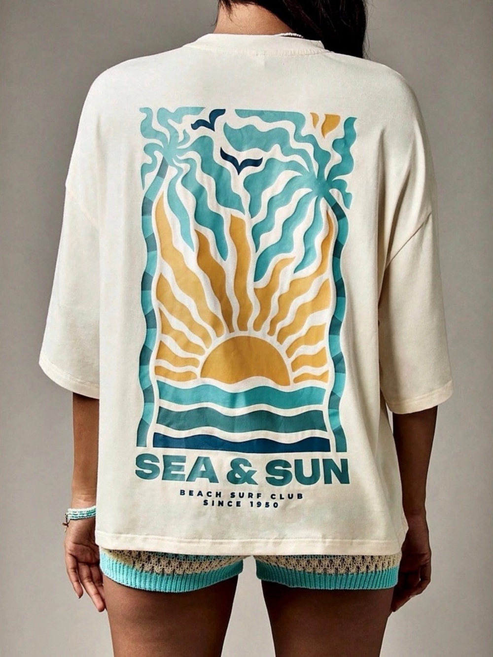 Missguided Oversized Cotton Tee With Sea And Sun Graphic Design Sea & Sun